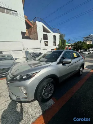 2019 Mitsubishi Eclipse Cross — foto 2 / 5