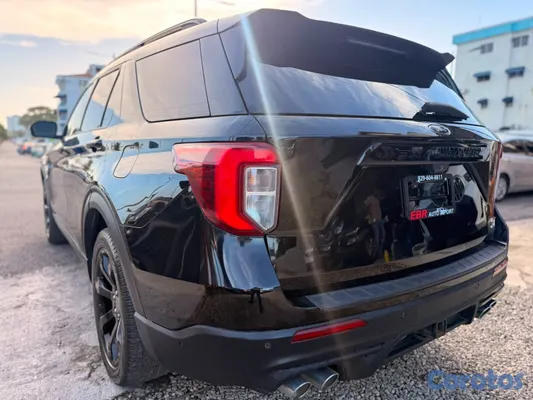 2020 Ford Explorer — foto 4 / 9
