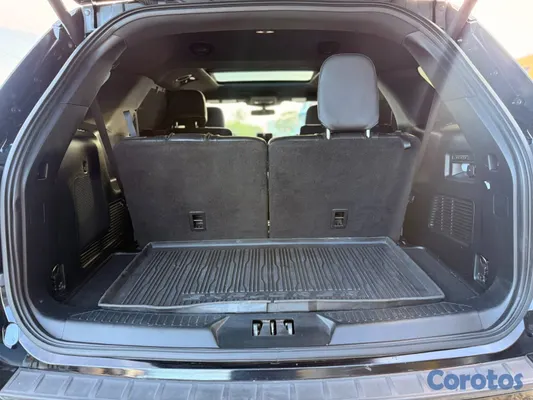 2020 Ford Explorer — foto 5 / 9