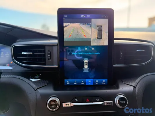 2020 Ford Explorer — foto 7 / 9
