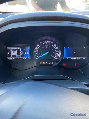 2022 Ford Edge — foto 7 / 11