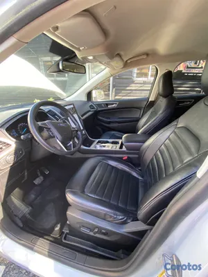 2022 Ford Edge — foto 8 / 11