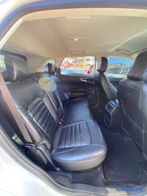 2022 Ford Edge — foto 9 / 11