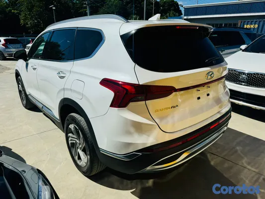 2021 Hyundai Santa Fe — foto 5 / 9