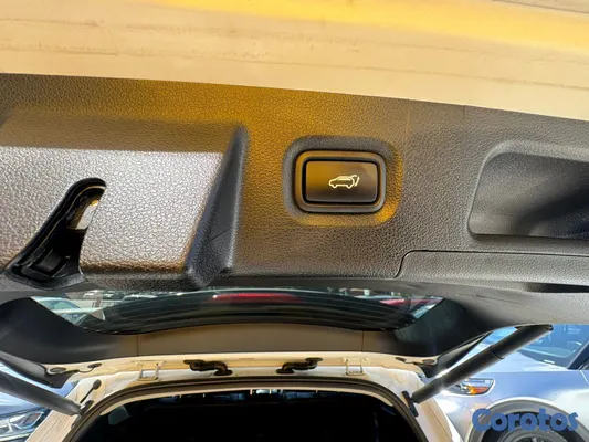 2021 Hyundai Santa Fe — foto 8 / 9