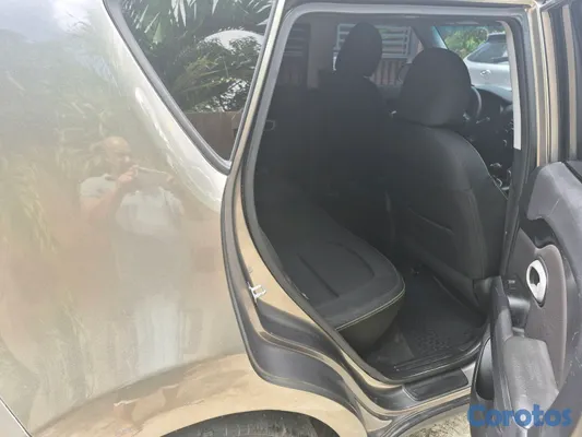 2016 Kia Soluto — foto 4 / 7