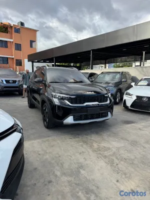 2025 Kia Sonet — foto 2 / 12