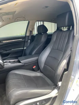 2022 Honda Accord — foto 5 / 8