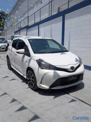 2017 Toyota Vitz