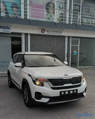 2022 Kia Seltos — foto 2 / 10