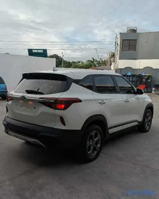 2022 Kia Seltos — foto 3 / 10