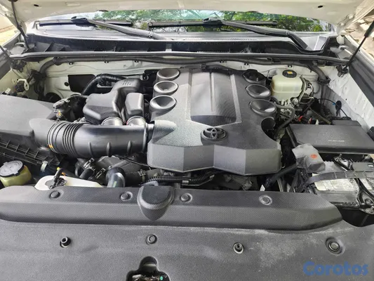 2018 Toyota 4 Runner — foto 2 / 9
