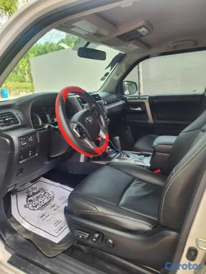 2018 Toyota 4 Runner — foto 7 / 9