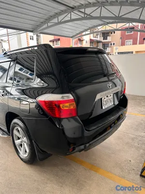 2010 Toyota Highlander — foto 6 / 12