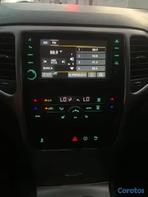 2013 Jeep Grand Cherokee L — foto 7 / 9