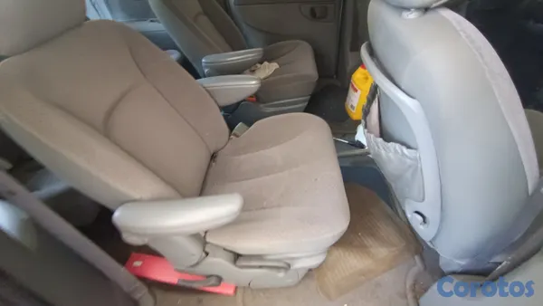 2006 Dodge Caravan — foto 8 / 13
