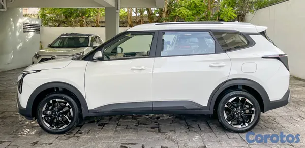 2024 Kia Carens — foto 4 / 12