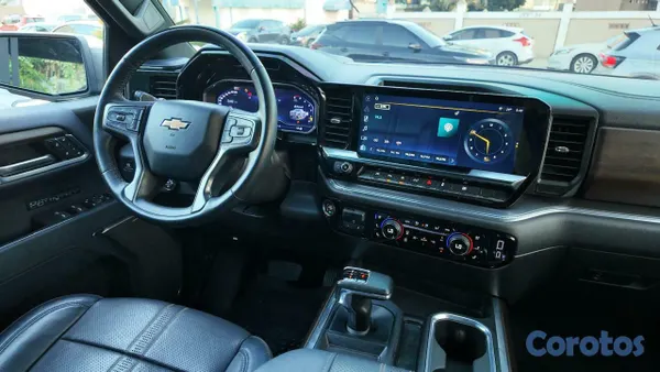 2024 Chevrolet Silverado — foto 8 / 9