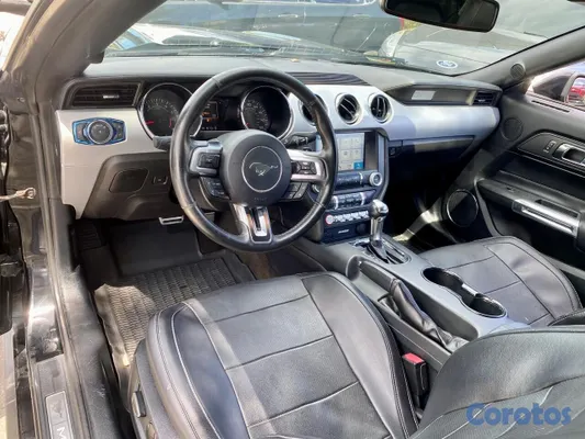 2017 Ford Mustang — foto 3 / 11