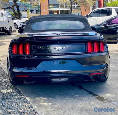 2017 Ford Mustang — foto 9 / 11
