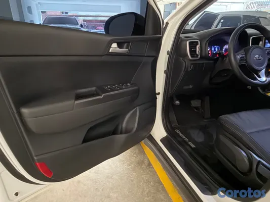 2018 Kia Sportage — foto 8 / 11