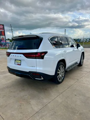 2022 Lexus Lx — foto 2 / 10