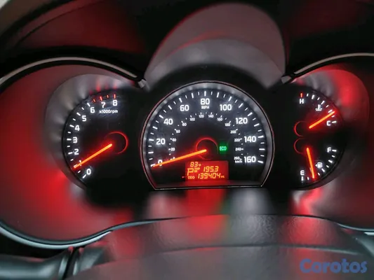2015 Kia Sorento — foto 6 / 19