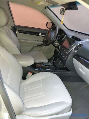 2015 Kia Sorento — foto 8 / 19