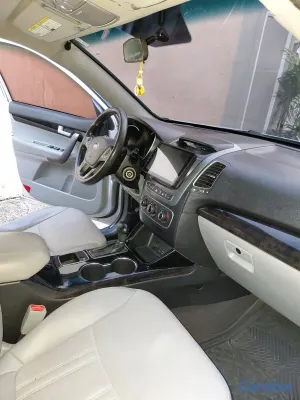 2015 Kia Sorento — foto 12 / 19