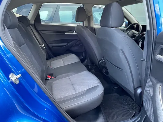 2022 Kia Seltos — foto 9 / 10