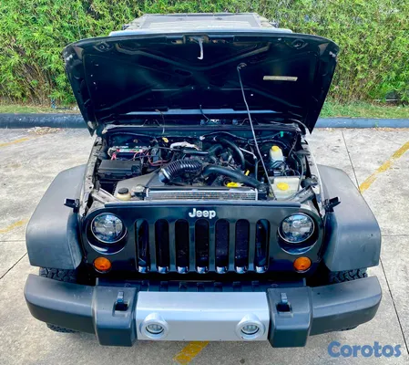 2007 Jeep Wrangler — foto 2 / 10