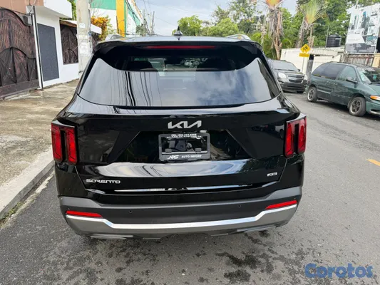 2025 Kia Sorento — foto 4 / 18