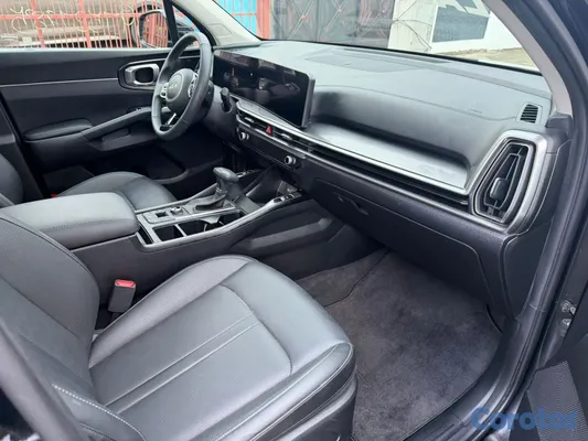 2025 Kia Sorento — foto 12 / 18