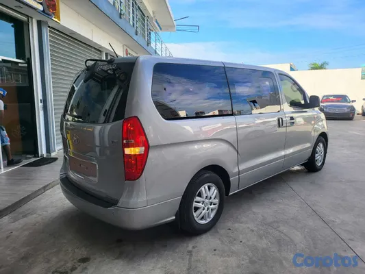 2020 Hyundai Grand Starex — foto 4 / 14
