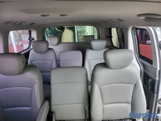 2020 Hyundai Grand Starex — foto 11 / 14