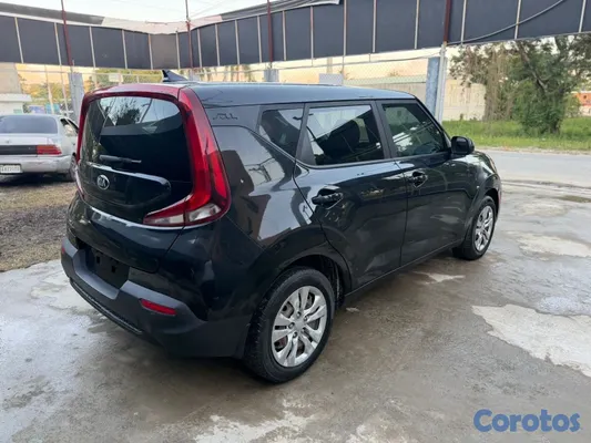 2020 Kia Soul — foto 4 / 7