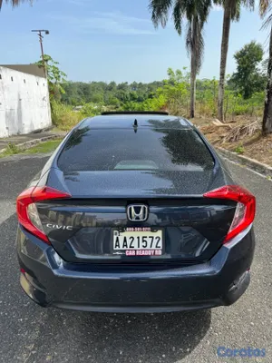 2017 Honda Civic — foto 5 / 6