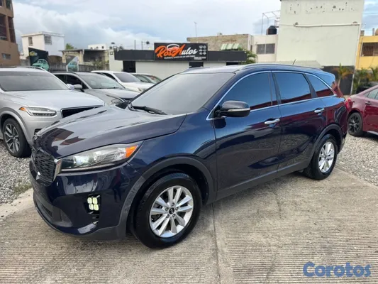 2020 Kia Sorento — foto 2 / 9