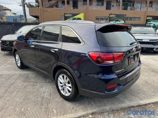 2020 Kia Sorento — foto 4 / 9