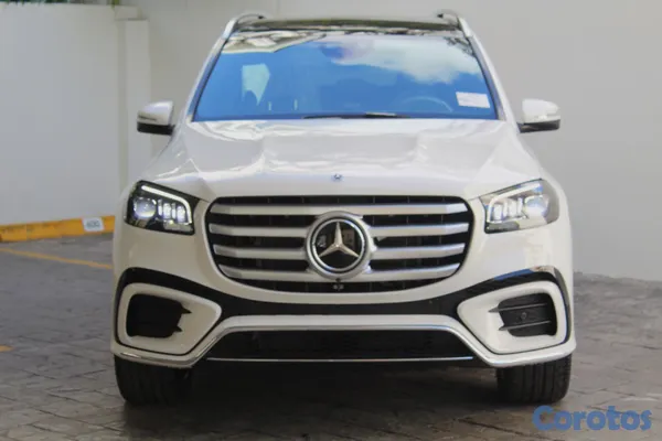 2026 Mercedes-Benz Clase GLS — foto 2 / 11
