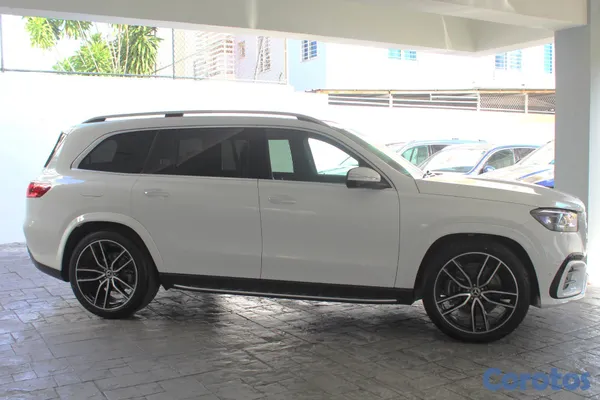 2026 Mercedes-Benz Clase GLS — foto 4 / 11