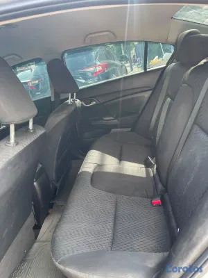 2015 Honda Civic — foto 8 / 10
