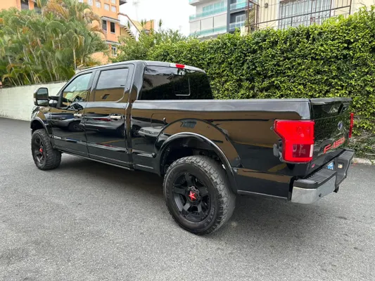 2018 Ford Serie F — foto 2 / 10