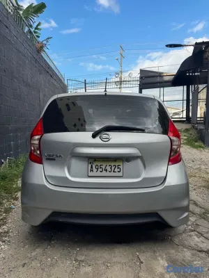 2018 Nissan Versa — foto 5 / 9