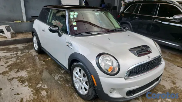 2012 Mini Clubman — foto 1 / 10