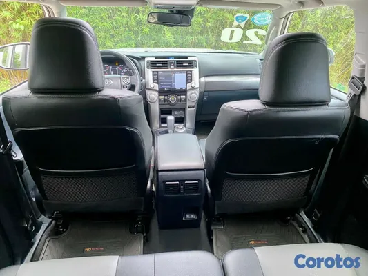2020 Toyota 4 Runner — foto 9 / 11