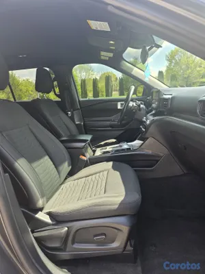 2020 Ford Explorer — foto 10 / 12