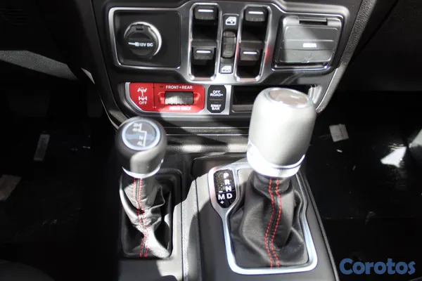 2024 Jeep Gladiator — foto 9 / 11