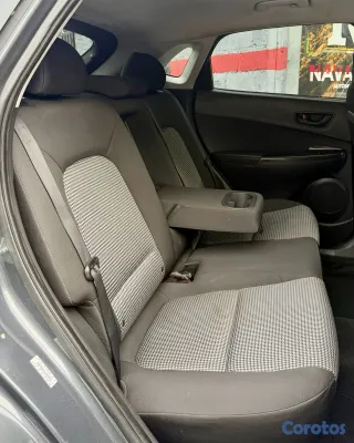 2020 Hyundai KONA — foto 8 / 20