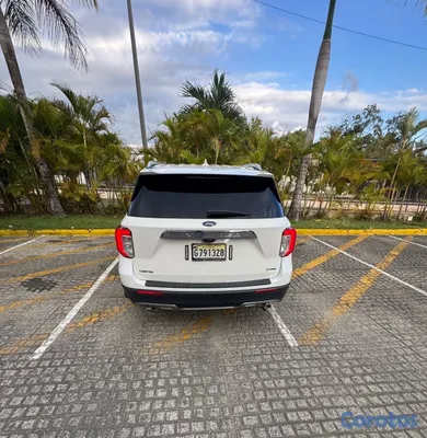 2020 Ford Explorer — foto 4 / 10